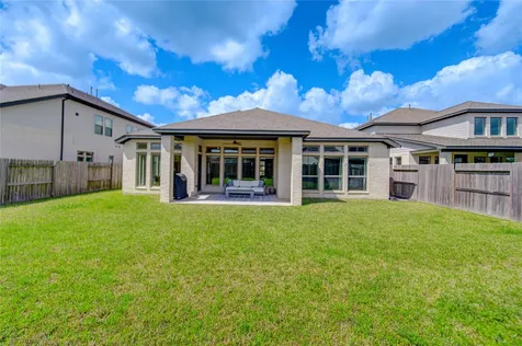 1930 Creekwood Cove Missouri City TX 77459