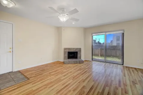 3220 69th Street F4 Galveston TX 77551
