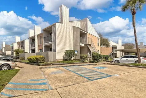 3220 69th Street F4 Galveston TX 77551