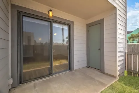 3220 69th Street F4 Galveston TX 77551