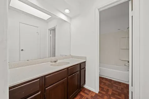 6463 Cambridge Glen Lane Houston TX 77035