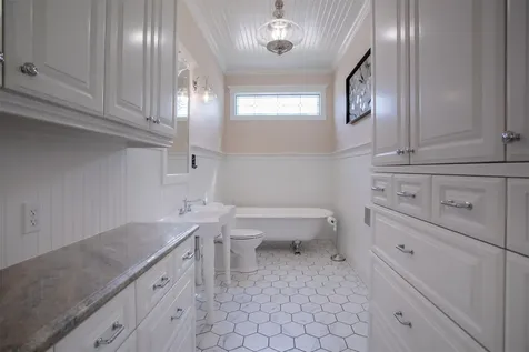 308 S Liberty Victoria TX 77901