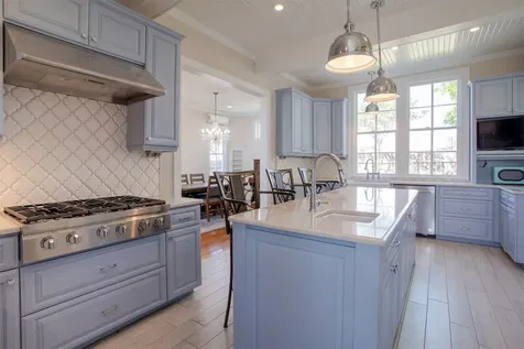308 S Liberty Victoria TX 77901