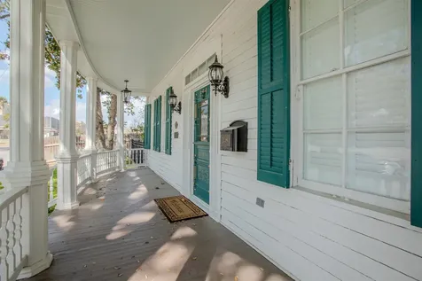 308 S Liberty Victoria TX 77901