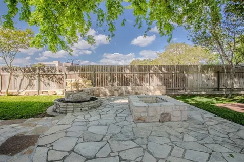 308 S Liberty Victoria TX 77901