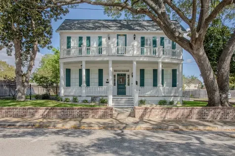 308 S Liberty Victoria TX 77901