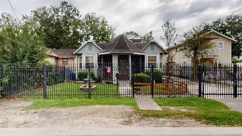 1315 Heslep Street Houston TX 77009