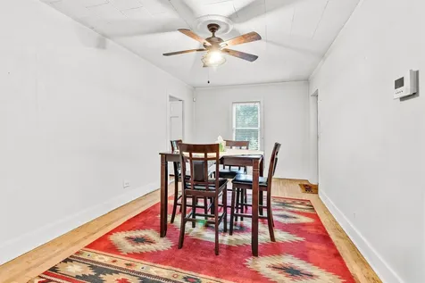 1720 18th Street Huntsville TX 77340