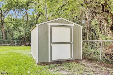 1720 18th Street Huntsville TX 77340