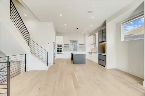 1116 Peden Street Houston TX 77006