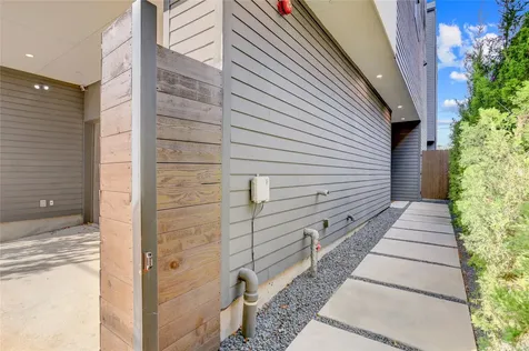 1116 Peden Street Houston TX 77006