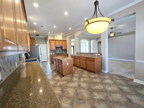 1813 Sandy Lake Drive Friendswood TX 77546