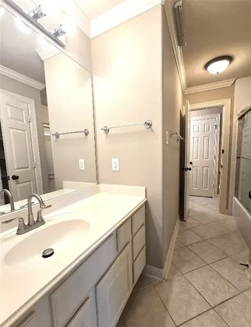 1813 Sandy Lake Drive Friendswood TX 77546