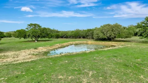 16297B State Highway 111 E Yoakum TX 77995