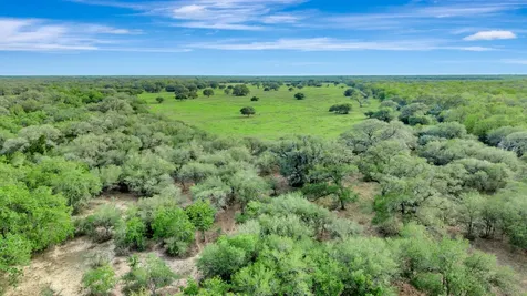 16297B State Highway 111 E Yoakum TX 77995