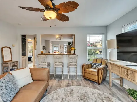 7121 Avenue P 1/2 Galveston TX 77551