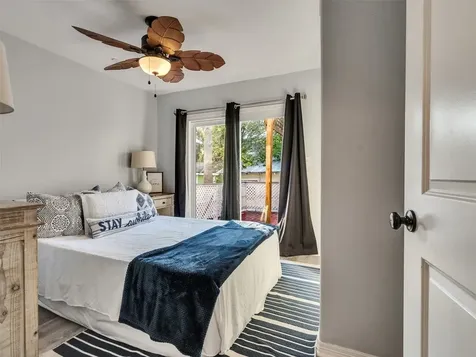 7121 Avenue P 1/2 Galveston TX 77551