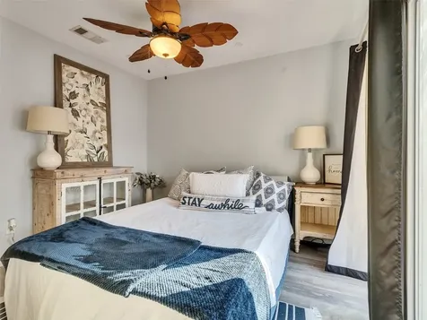 7121 Avenue P 1/2 Galveston TX 77551