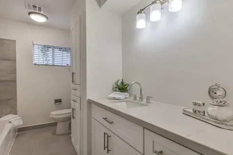 5470 Darnell Street Houston TX 77096