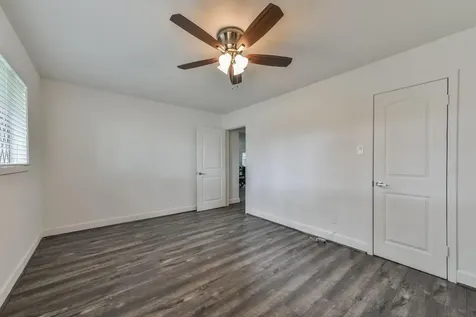 5470 Darnell Street Houston TX 77096