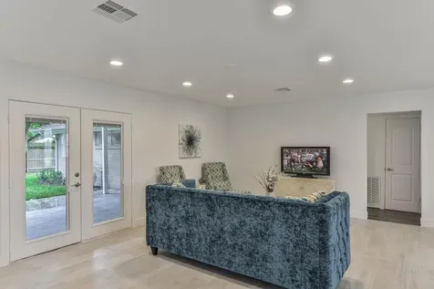 5470 Darnell Street Houston TX 77096
