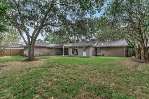 5470 Darnell Street Houston TX 77096