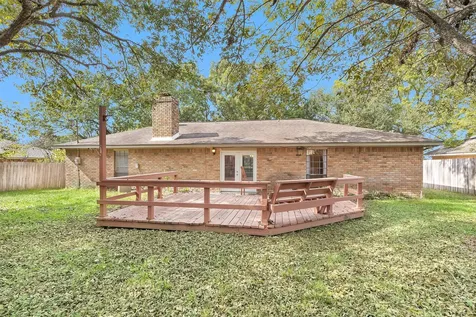1706 Shawnee Street Navasota TX 77868