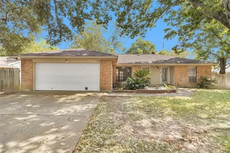 1706 Shawnee Street Navasota TX 77868