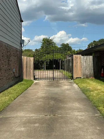 7305 S Gessner Road Houston TX 77036