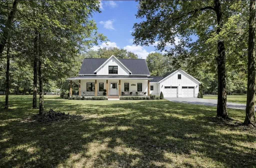 201 Cypress Lakes Circle Cleveland TX 77327