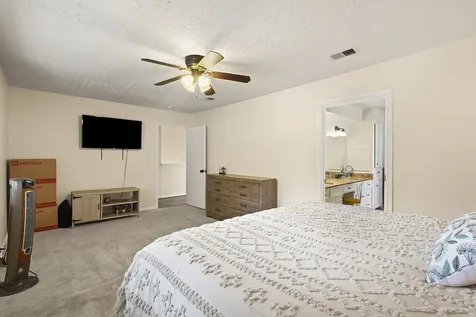 11711 Park Creek Drive Houston TX 77070
