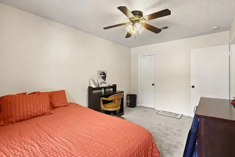 11711 Park Creek Drive Houston TX 77070