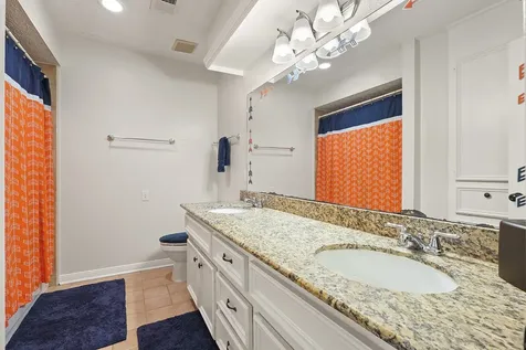 11711 Park Creek Drive Houston TX 77070