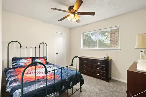 11711 Park Creek Drive Houston TX 77070