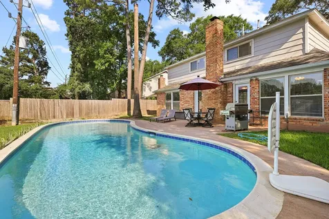 11711 Park Creek Drive Houston TX 77070