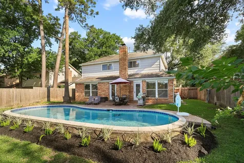11711 Park Creek Drive Houston TX 77070