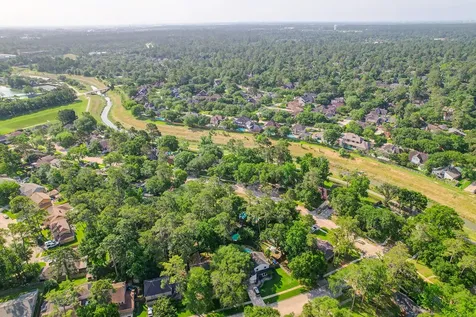 11711 Park Creek Drive Houston TX 77070