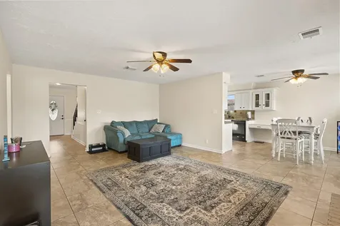 11711 Park Creek Drive Houston TX 77070