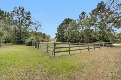7646 Millies Run Road Montgomery TX 77316