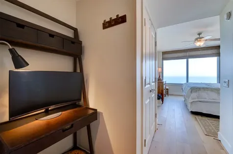 801 E Beach Drive Bc1604 Galveston TX 77550