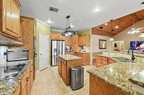 274 Robinson Tract Livingston TX 77351