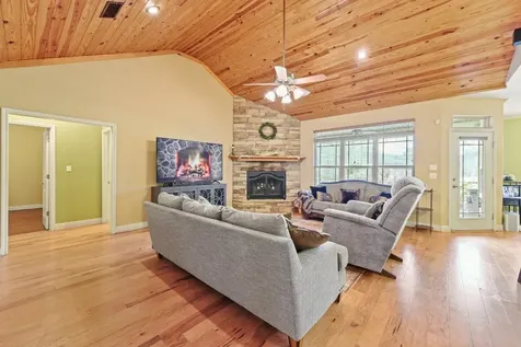 274 Robinson Tract Livingston TX 77351