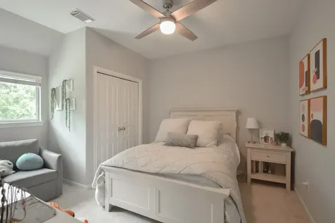 7 E Shale Creek Circle The Woodlands TX 77382