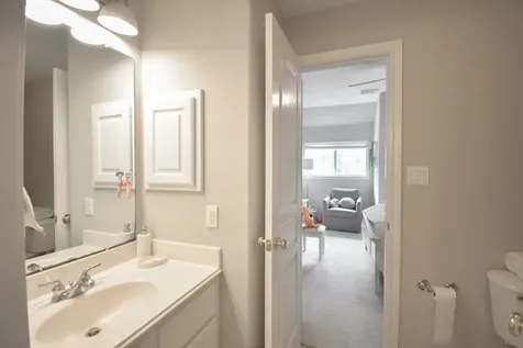 7 E Shale Creek Circle The Woodlands TX 77382