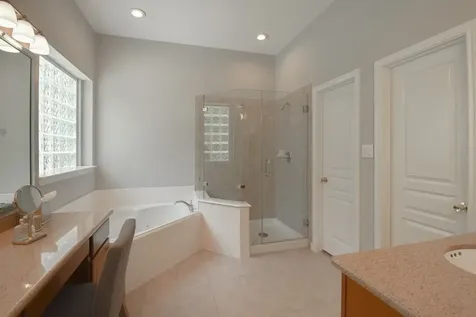7 E Shale Creek Circle The Woodlands TX 77382