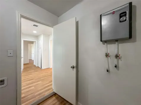 6011 Belmark Street Houston TX 77033