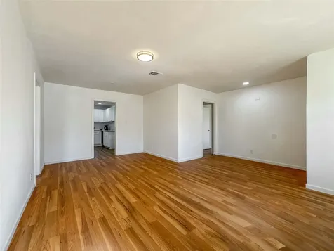6011 Belmark Street Houston TX 77033