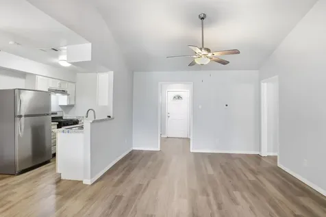 5242 Grace Point Lane Houston TX 77048