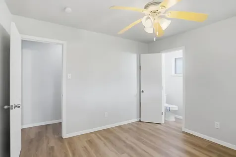 5242 Grace Point Lane Houston TX 77048