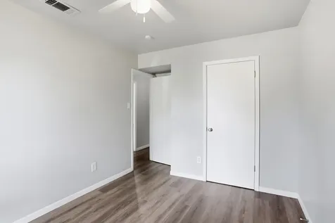 5242 Grace Point Lane Houston TX 77048